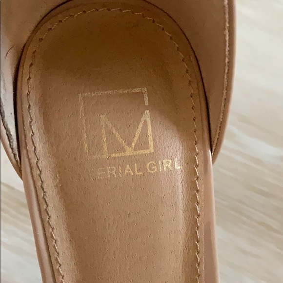 Heels - Picture 5 of 8